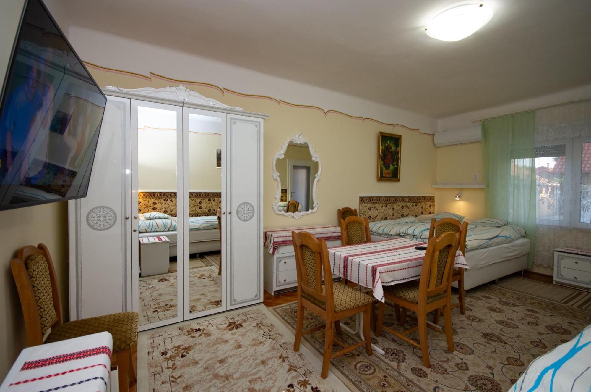 Amalia Apartman غيولا المظهر الخارجي الصورة